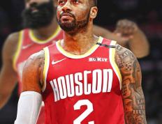 九游体育-包含Rookie迎来十赛季高光表现，老鹰球迷沸腾！的词条